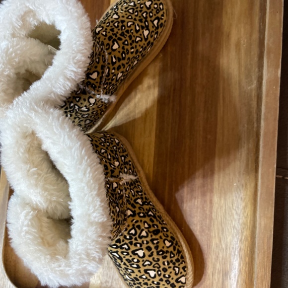 Boot - Picture 2 of 2